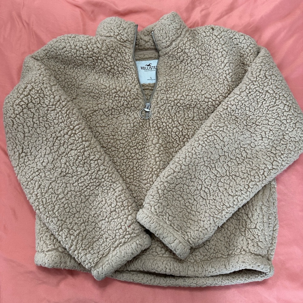 Hollister Sherpa